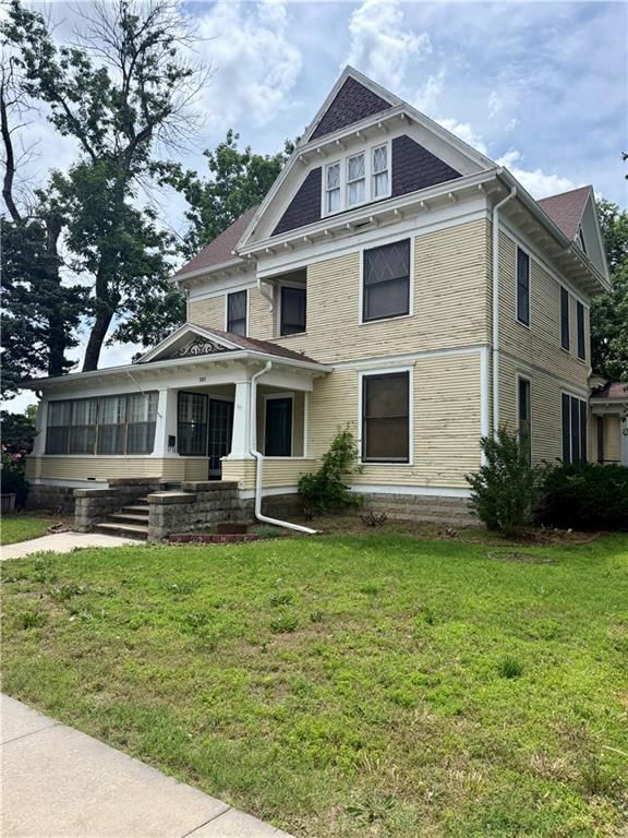 301 N 10th Street — photo 2