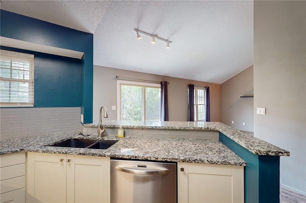 12204 Charlotte Street — photo 19
