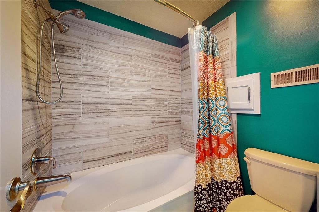 12204 Charlotte Street — photo 37