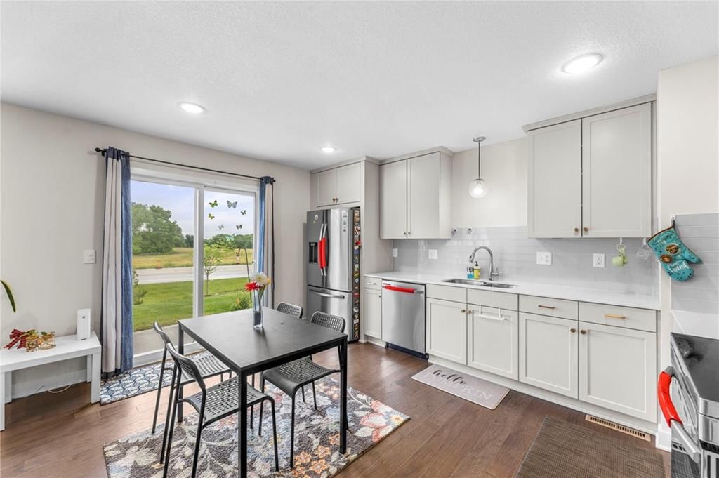 3723 SW Walsh Drive — photo 9