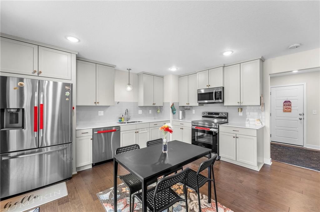 3723 SW Walsh Drive — photo 10
