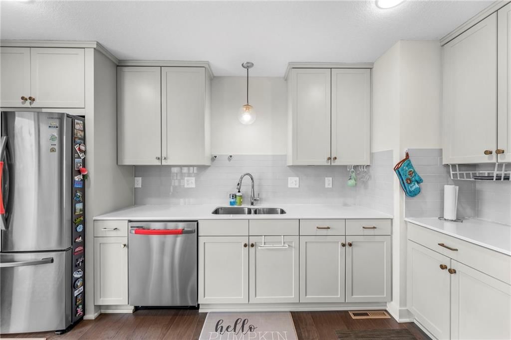 3723 SW Walsh Drive — photo 12