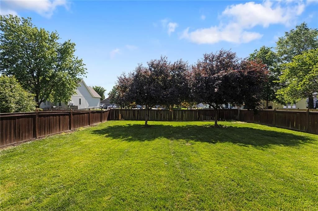 1321 N 158th Court — photo 36