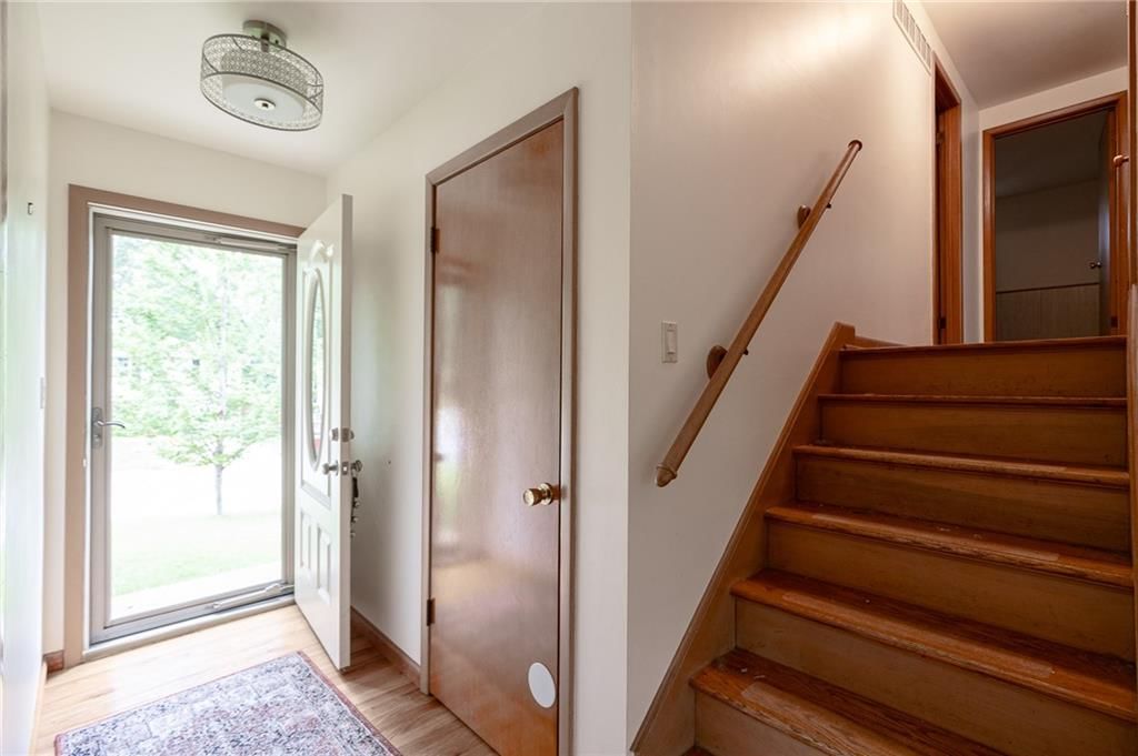 8916 W 71st Street — photo 3