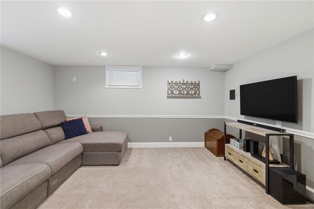9529 Eby Street — photo 33