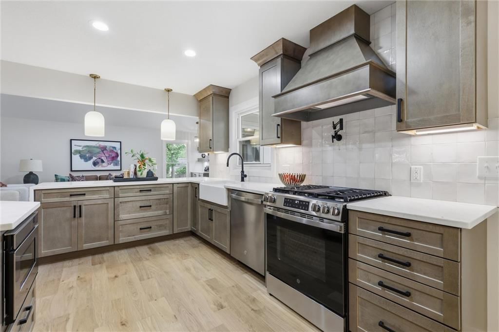 7523 W 98th Terrace — photo 15