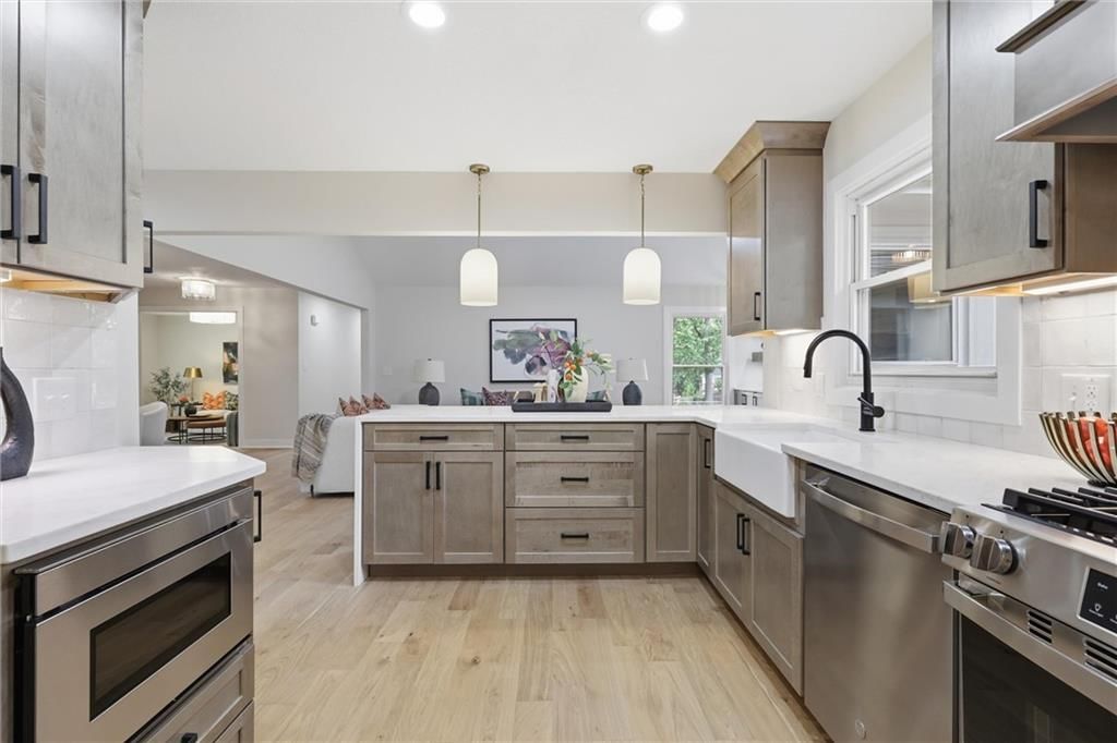 7523 W 98th Terrace — photo 16