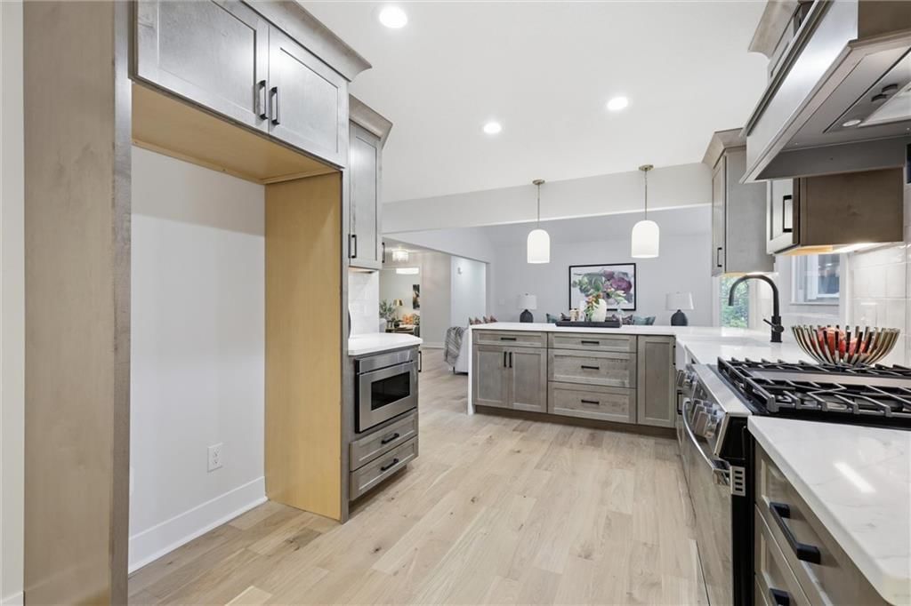 7523 W 98th Terrace — photo 18