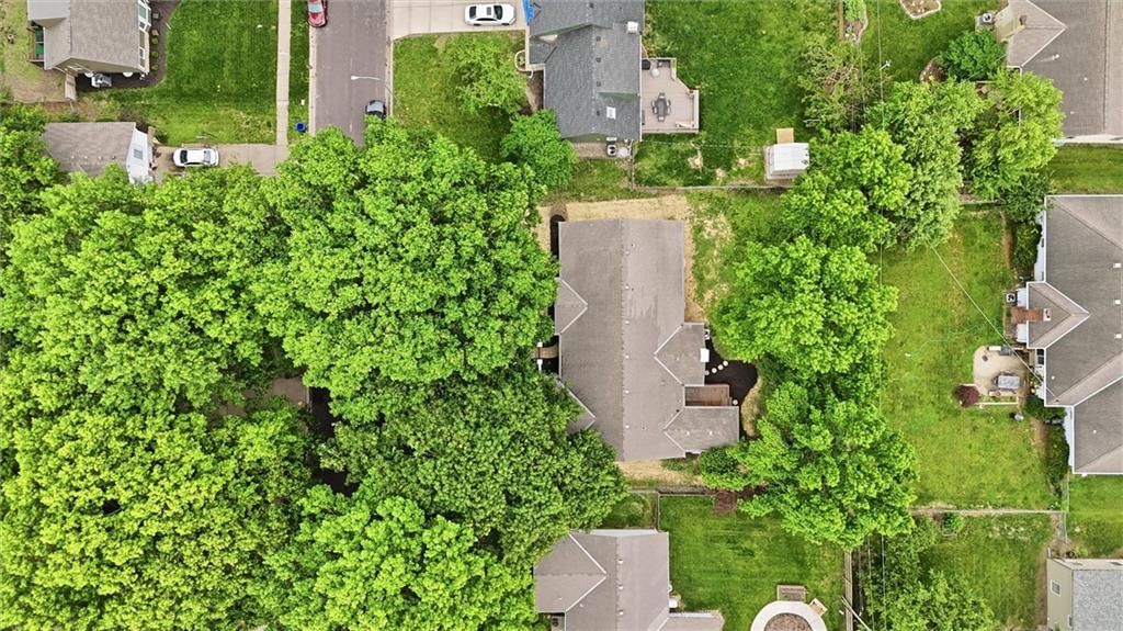 7523 W 98th Terrace — photo 44