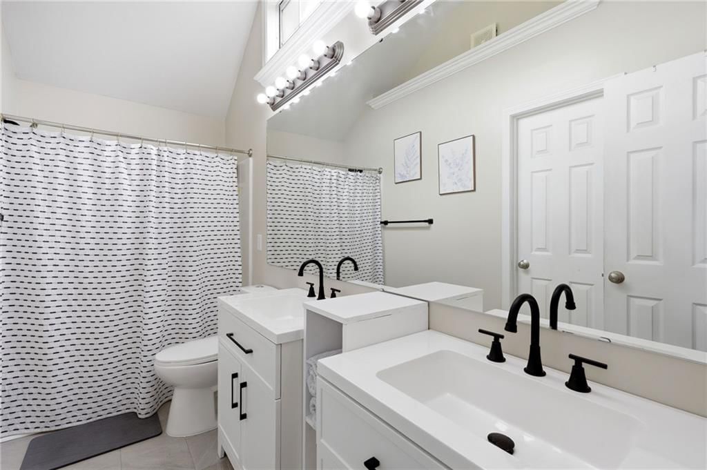 14648 LaQuinta Drive — photo 25