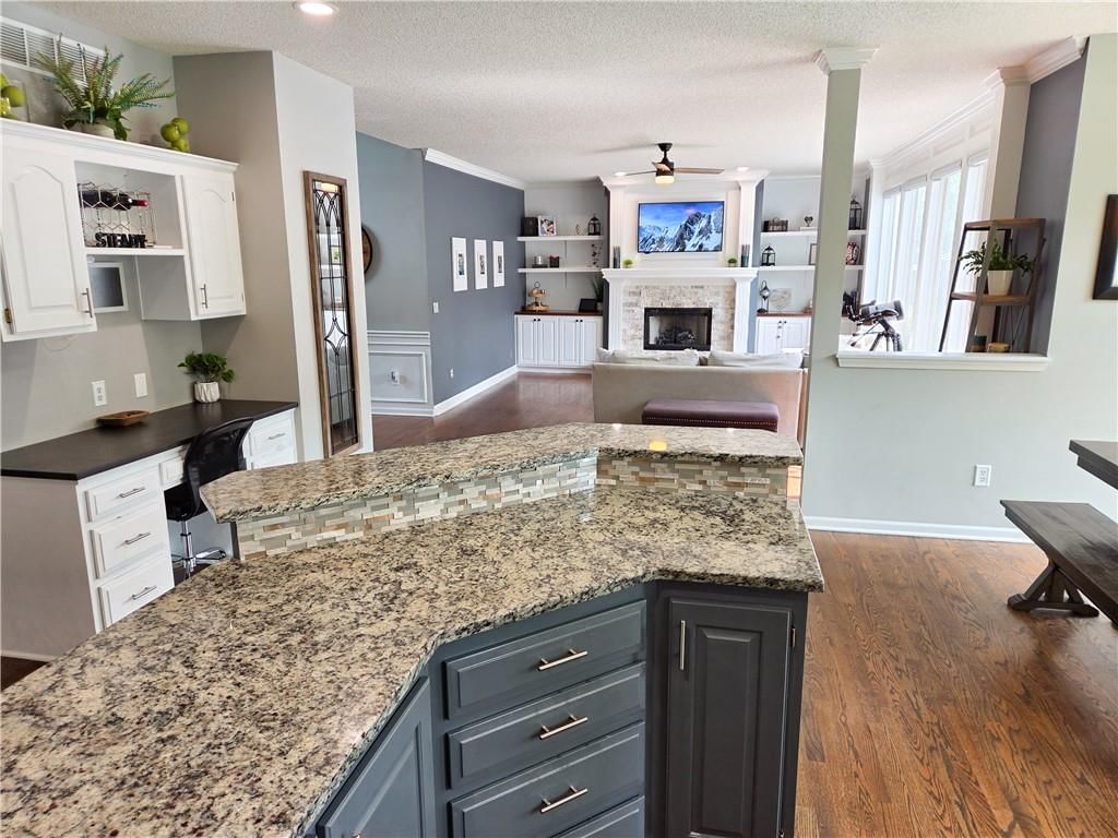 5320 Round Prairie Street — photo 12