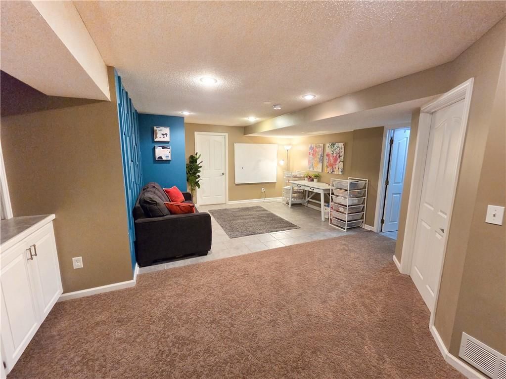 5320 Round Prairie Street — photo 24