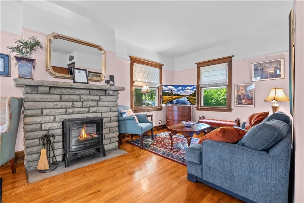 4218 Greenwood Place — photo 5