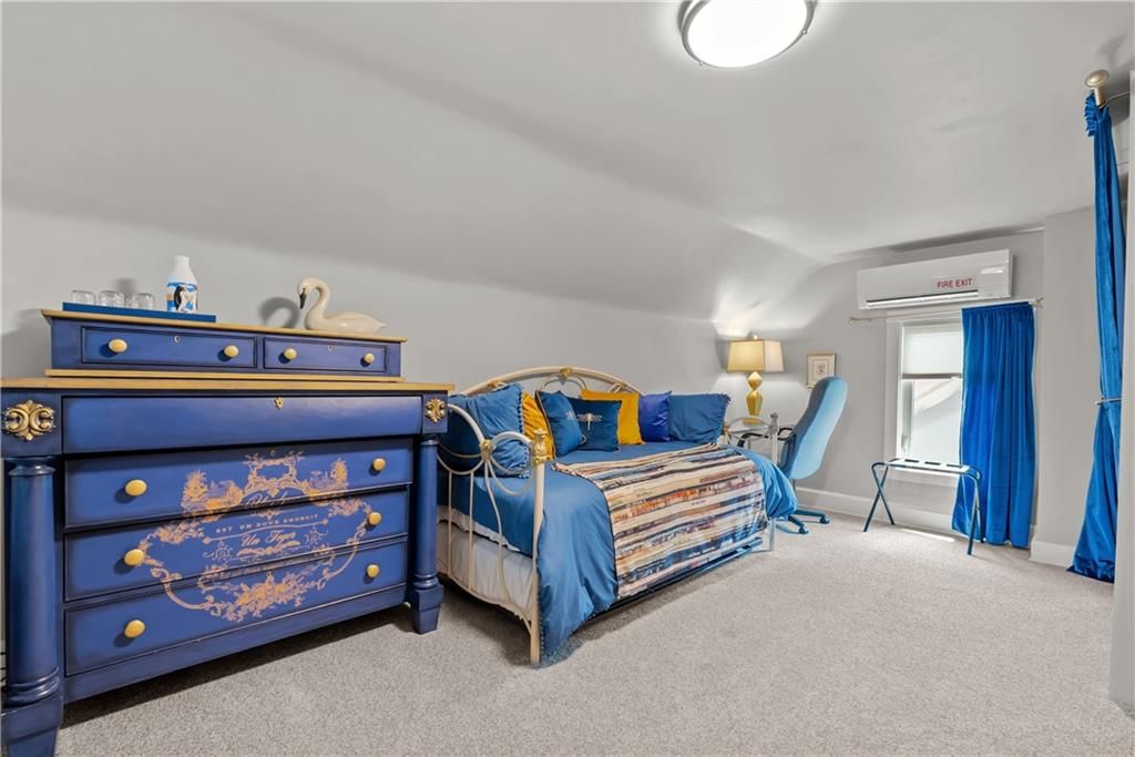4218 Greenwood Place — photo 33