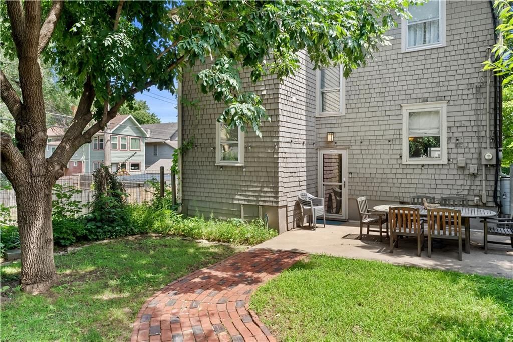 4218 Greenwood Place — photo 43