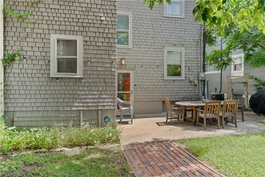 4218 Greenwood Place — photo 44