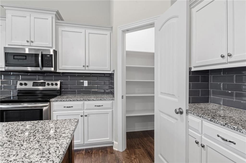5076 NW Timberline Drive — photo 12
