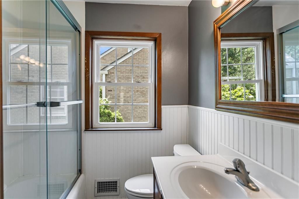 8219 Mercier Street — photo 18