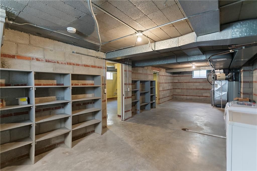 8219 Mercier Street — photo 24