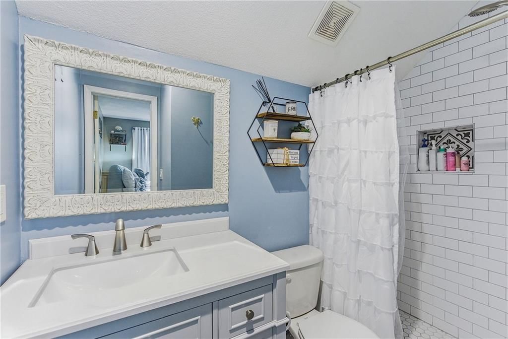 2229 W 121st Street — photo 28
