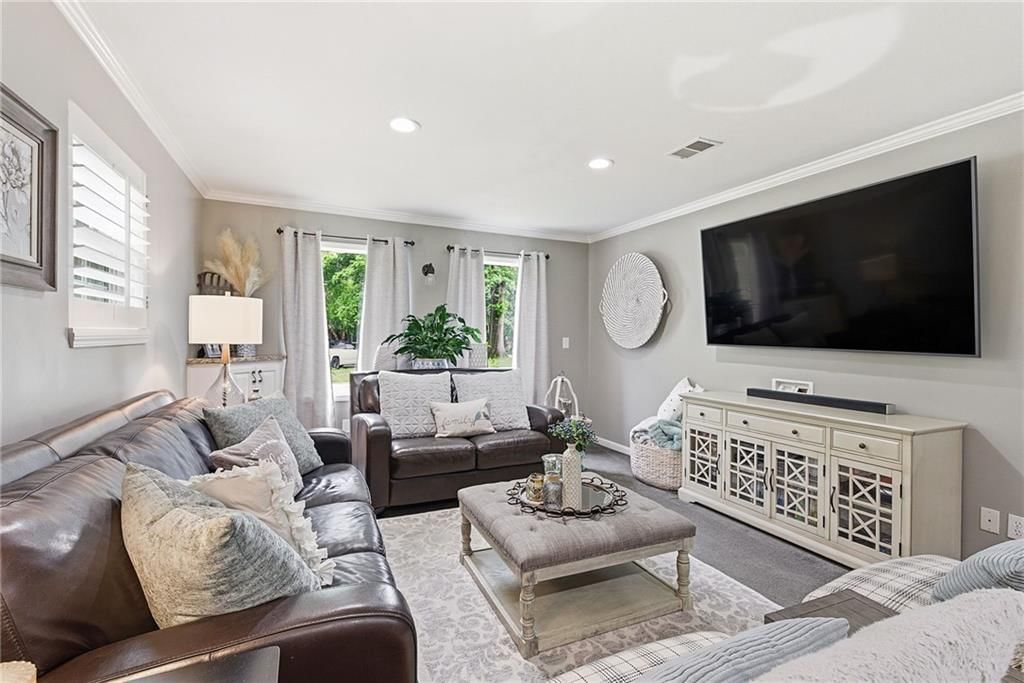 2229 W 121st Street — photo 32
