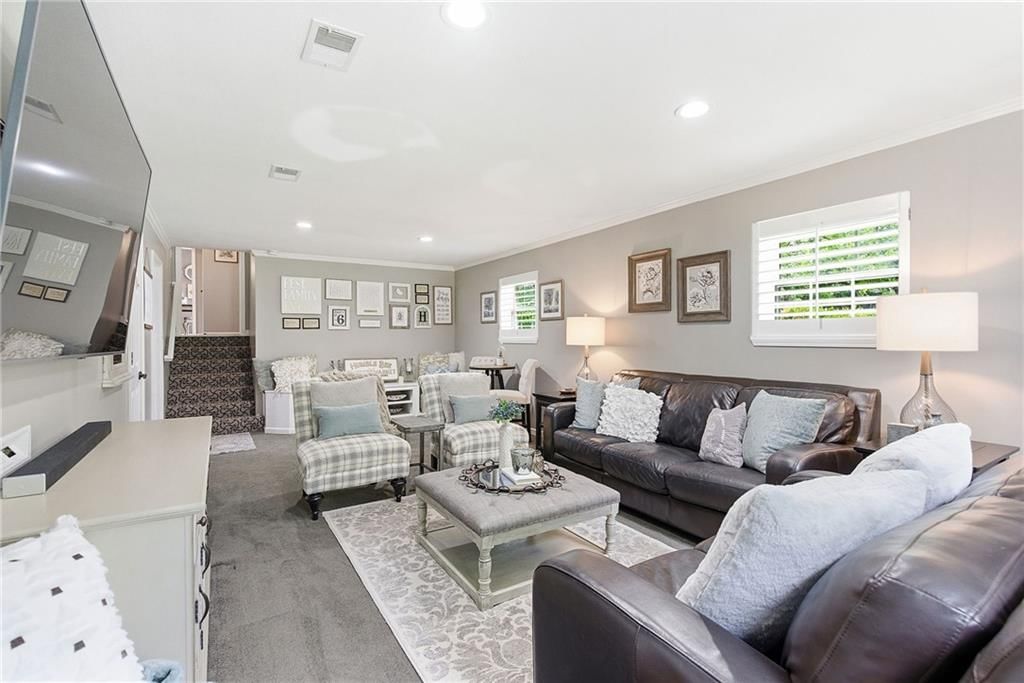 2229 W 121st Street — photo 33