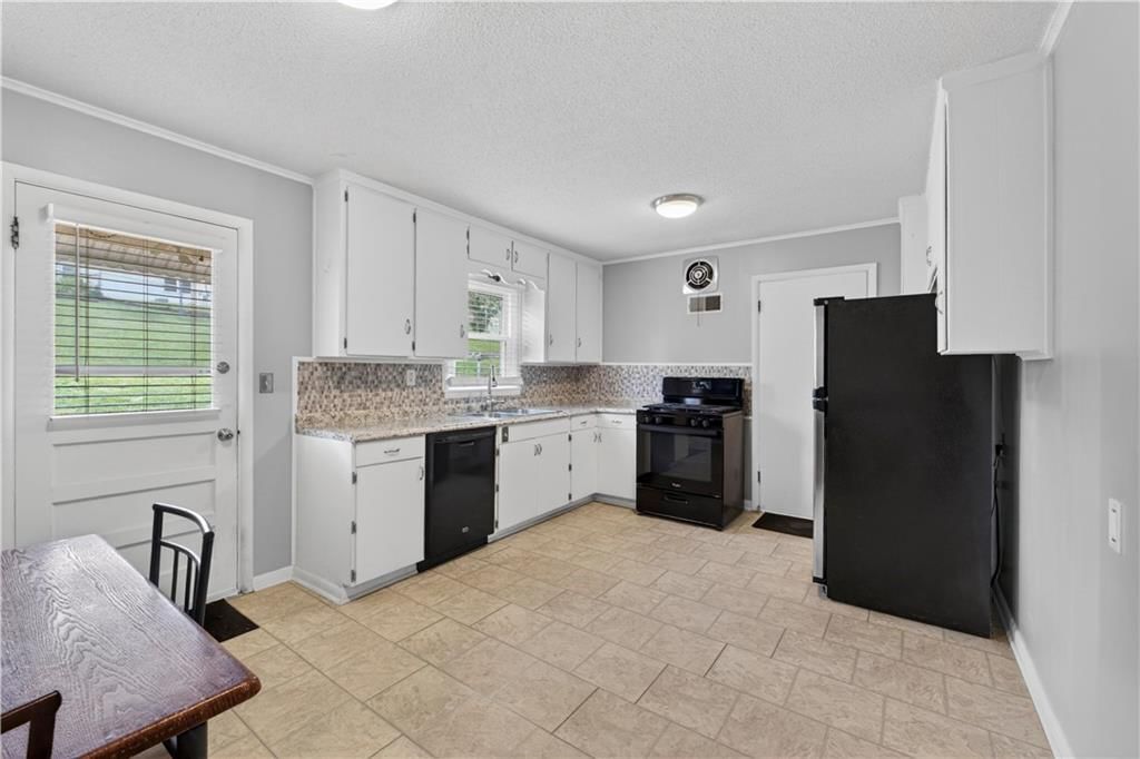3940 N Grand Avenue — photo 12