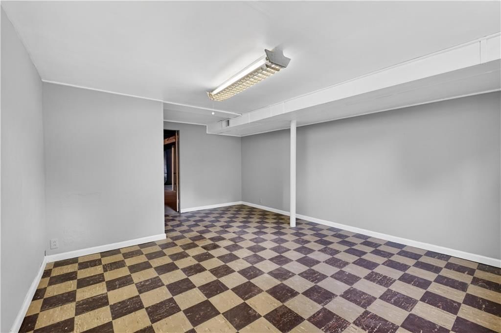 3940 N Grand Avenue — photo 23