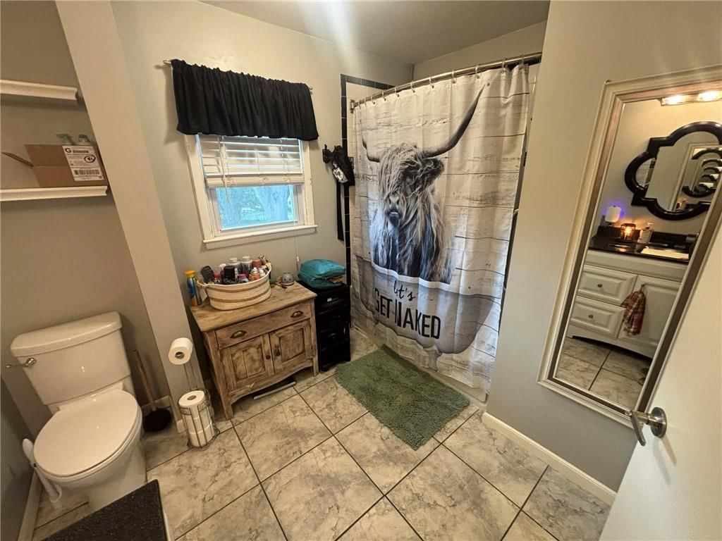 1922 S 39th Street — photo 12