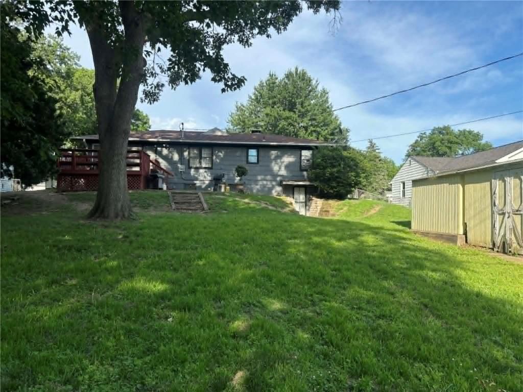 1922 S 39th Street — photo 19