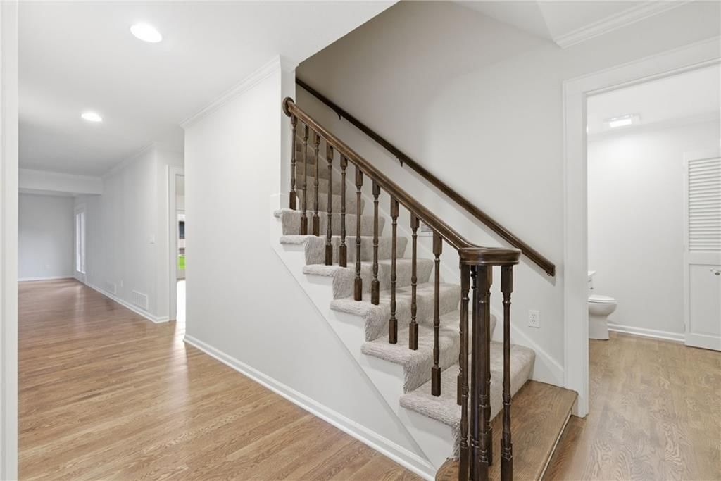 5204 W 112TH Street — photo 4