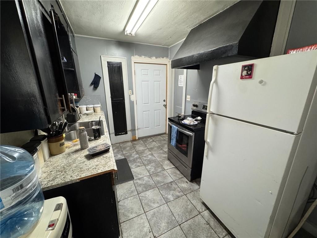 2206 Oakley Avenue — photo 5