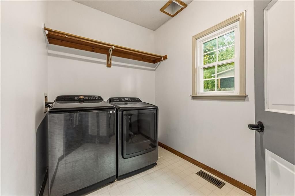 14105 W 115th Street — photo 18