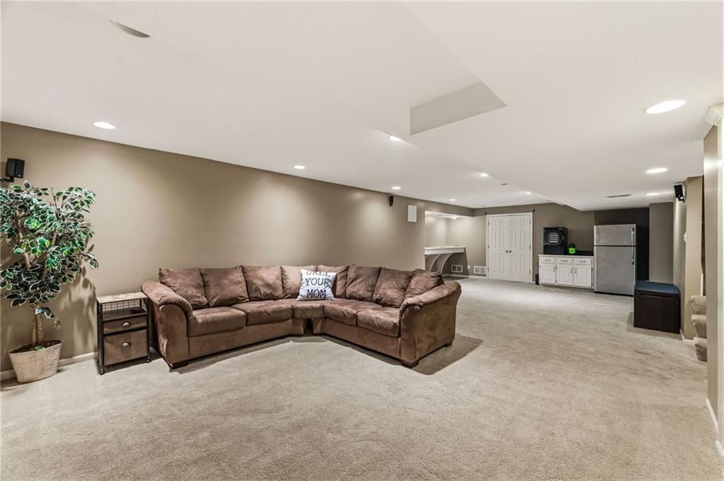 14105 W 115th Street — photo 31