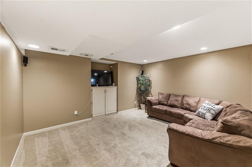 14105 W 115th Street — photo 33