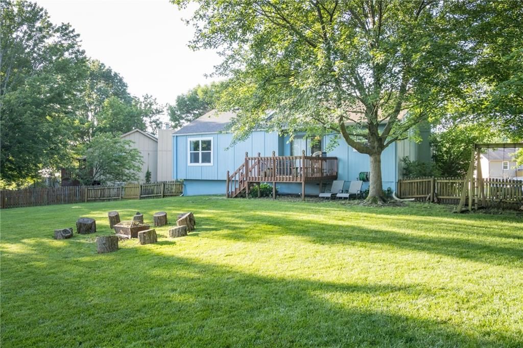 1306 HUNTINGTON Circle — photo 6