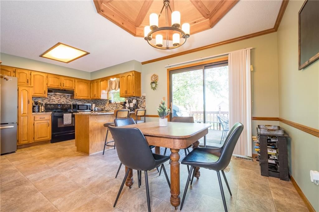 1306 HUNTINGTON Circle — photo 14