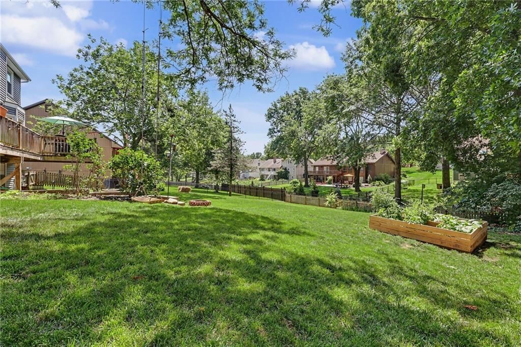 905 W 120 Terrace — photo 12