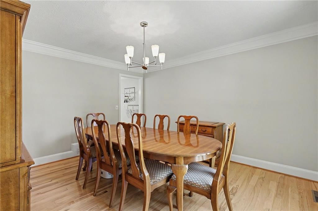 905 W 120 Terrace — photo 17