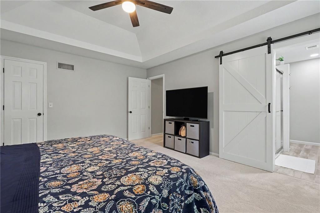 905 W 120 Terrace — photo 41