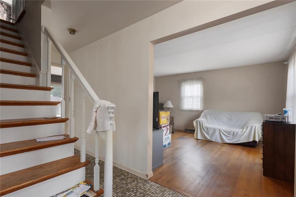 9931 Woodson Drive — photo 5