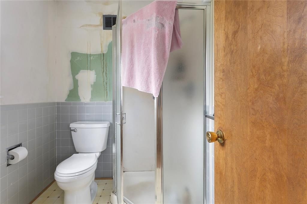 9931 Woodson Drive — photo 16