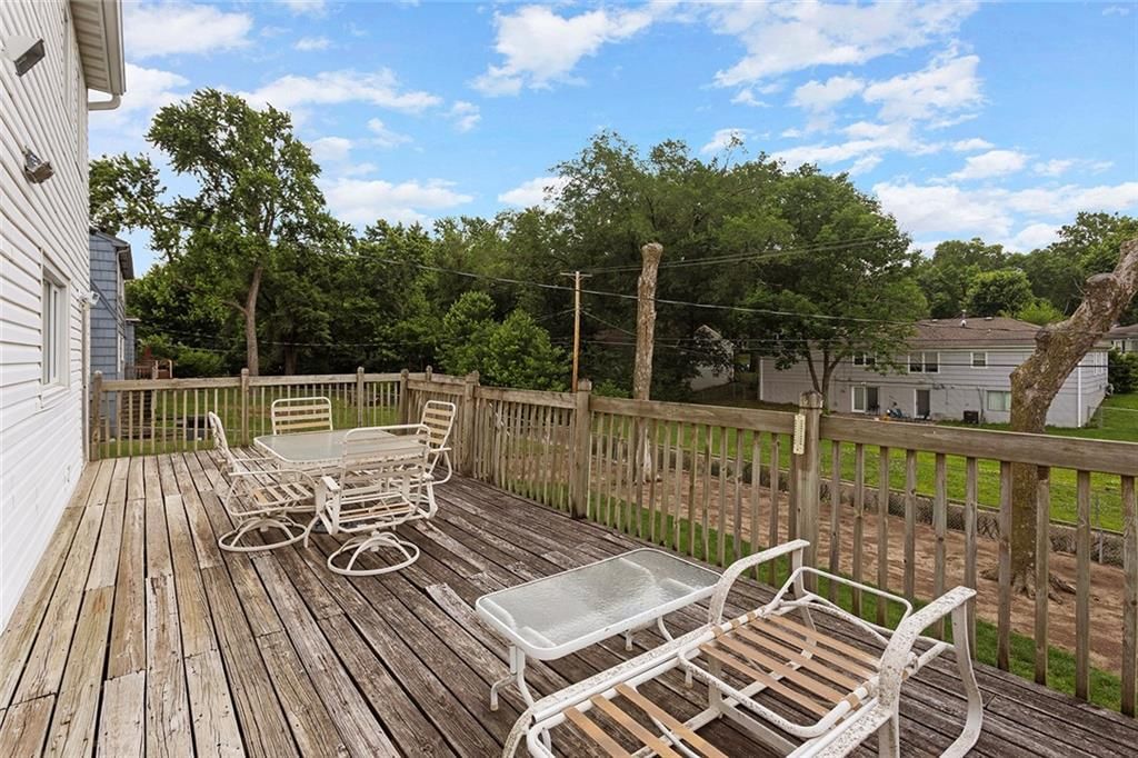 9931 Woodson Drive — photo 26