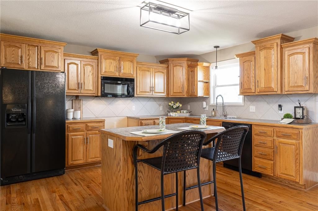 10804 N Randolph Avenue — photo 14