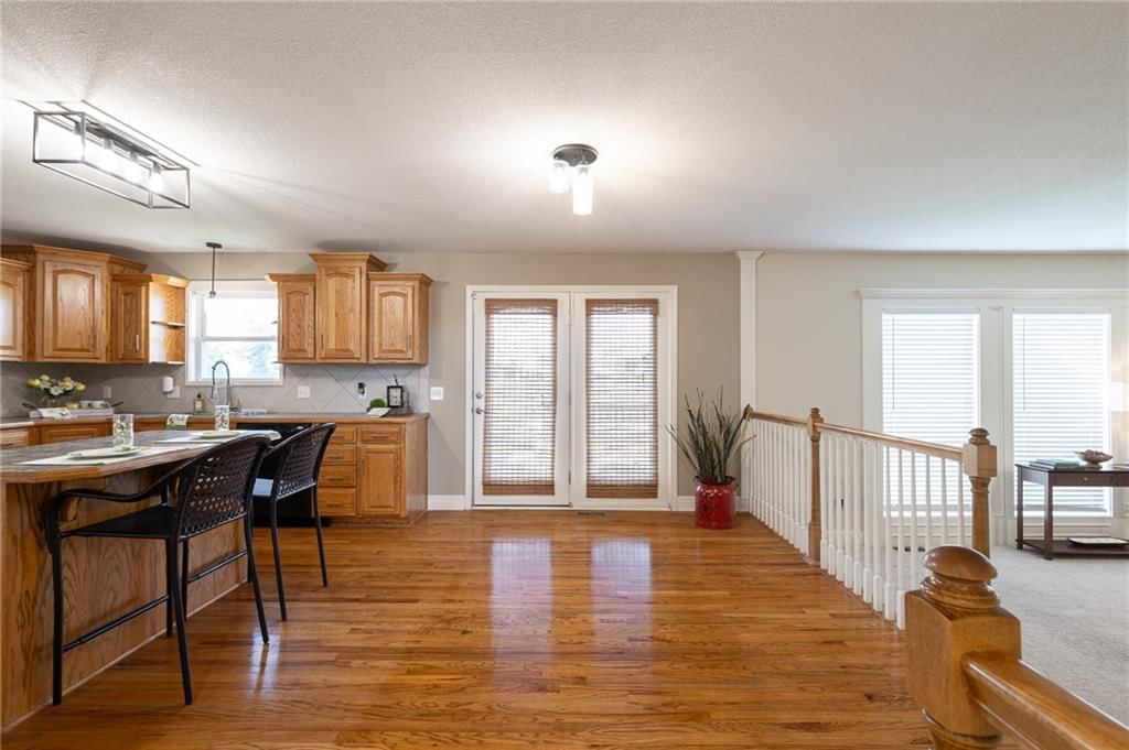 10804 N Randolph Avenue — photo 17