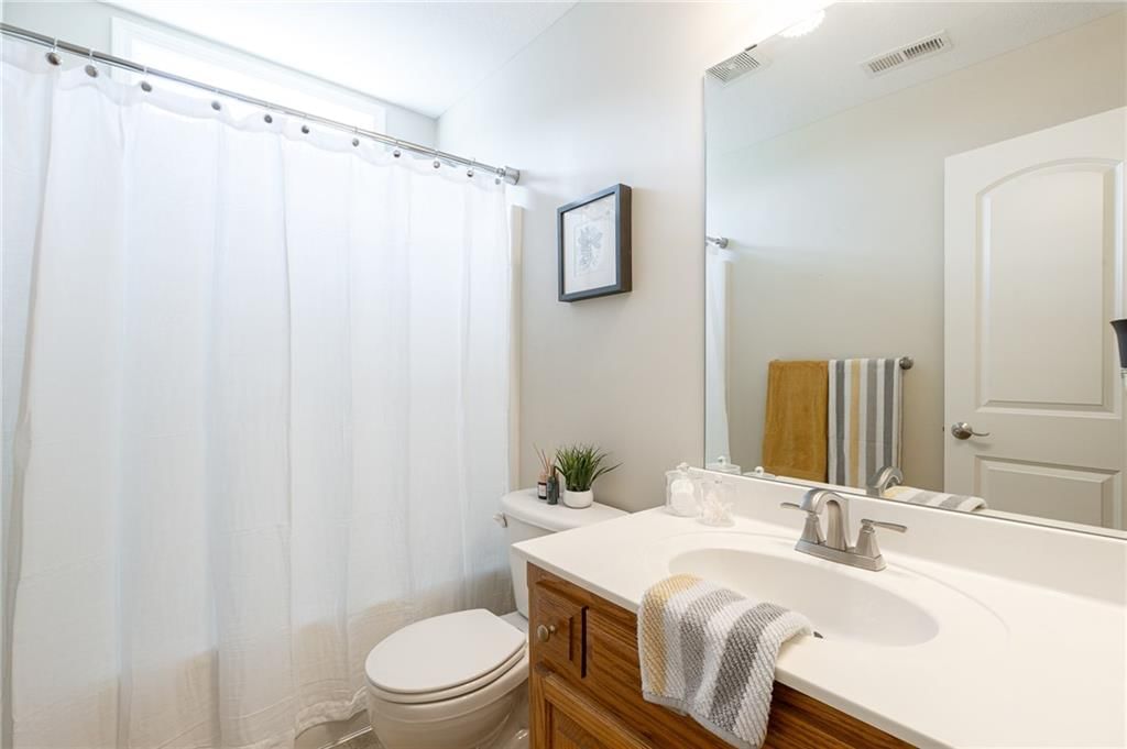 10804 N Randolph Avenue — photo 24