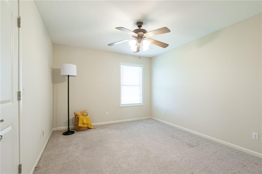 10804 N Randolph Avenue — photo 27