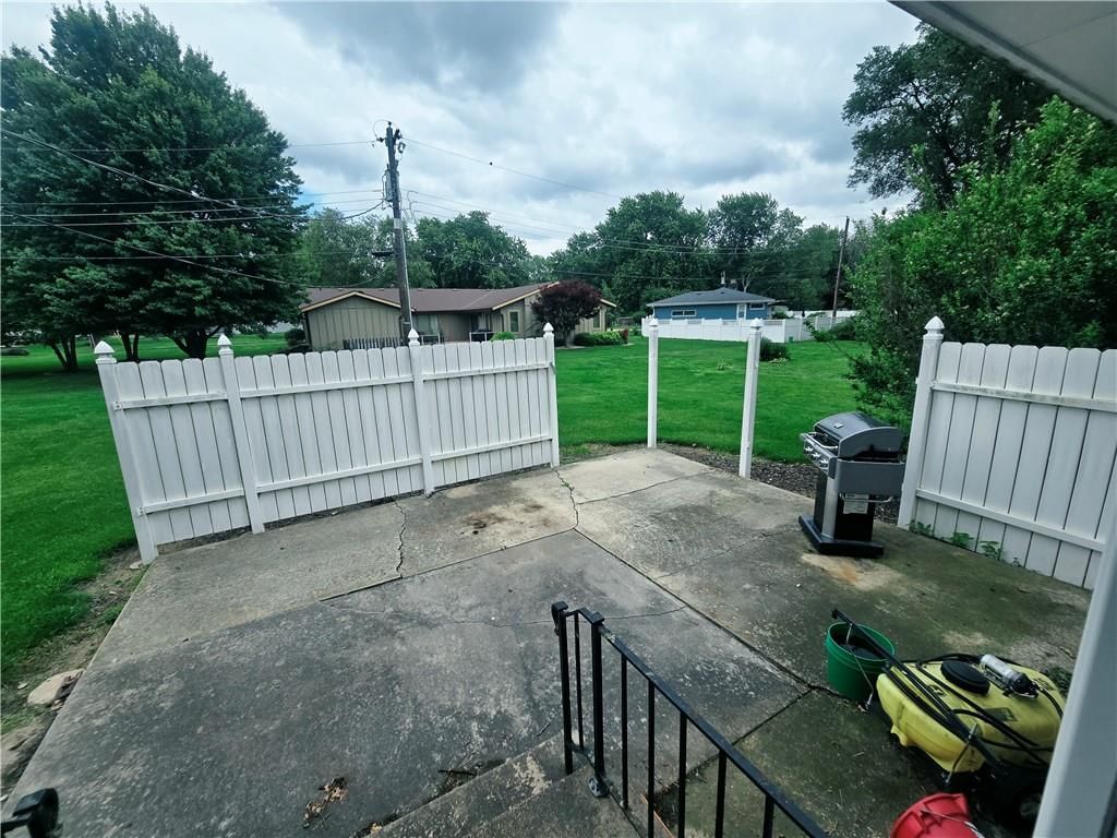 404 Spruce Street — photo 11