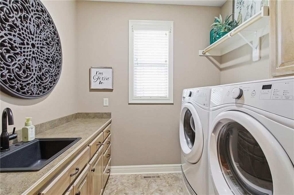 2808 S Brentwood Drive — photo 32