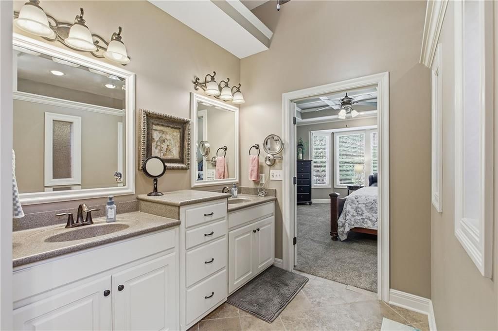 2808 S Brentwood Drive — photo 38